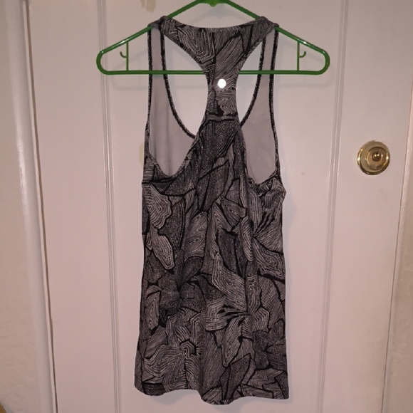 lululemon athletica | Black and Gray Women's Tank Top - Picture 2 of 3